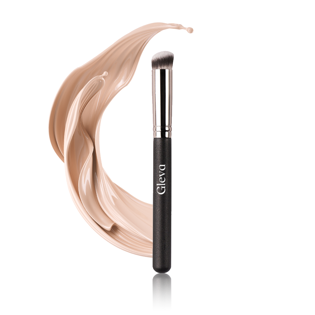 Small concealer brush