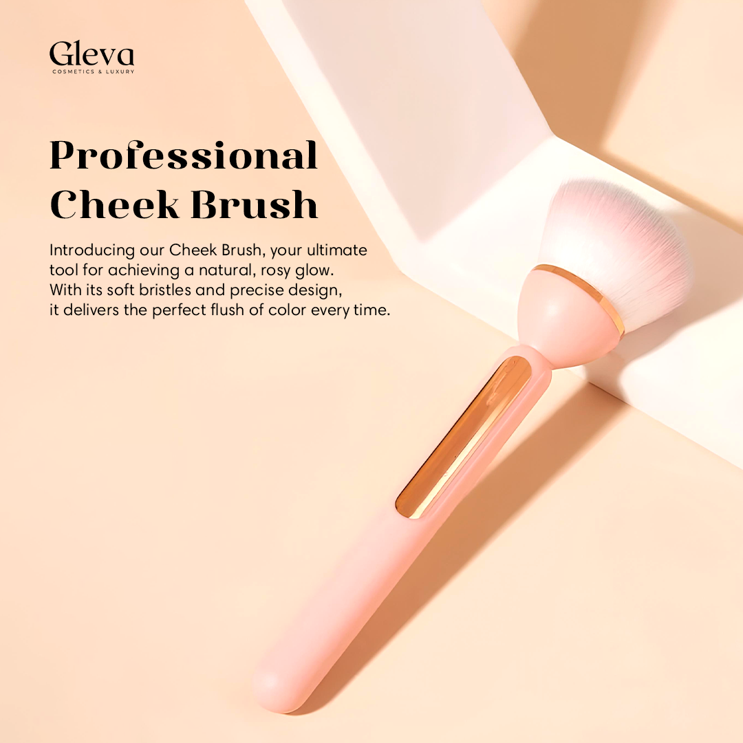 Professional Cheek Brush