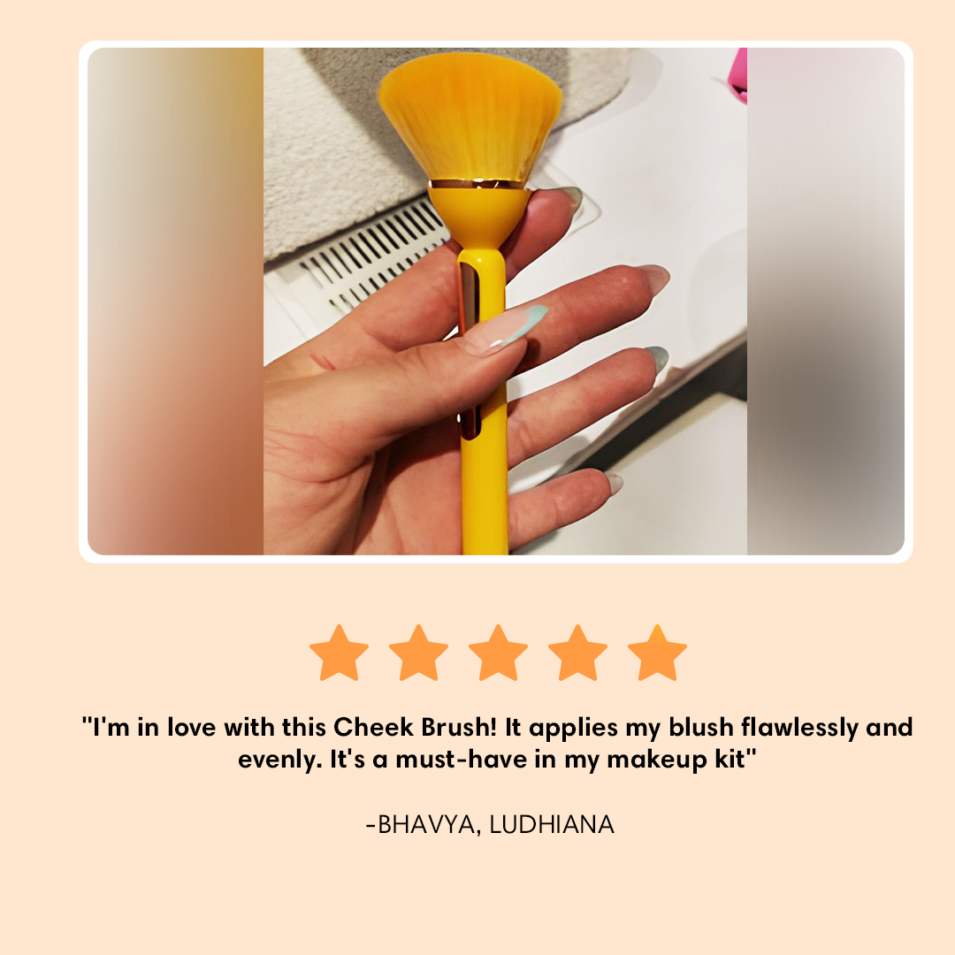 Professional Cheek Brush