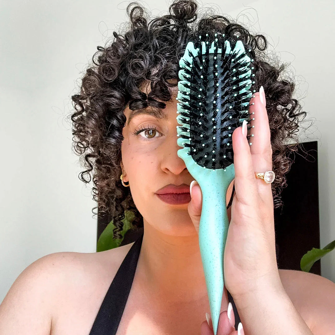 Curl Defining Hair Brush
