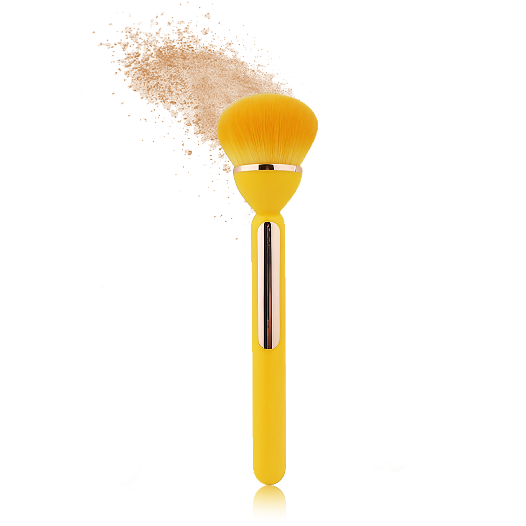 Professional Cheek Brush