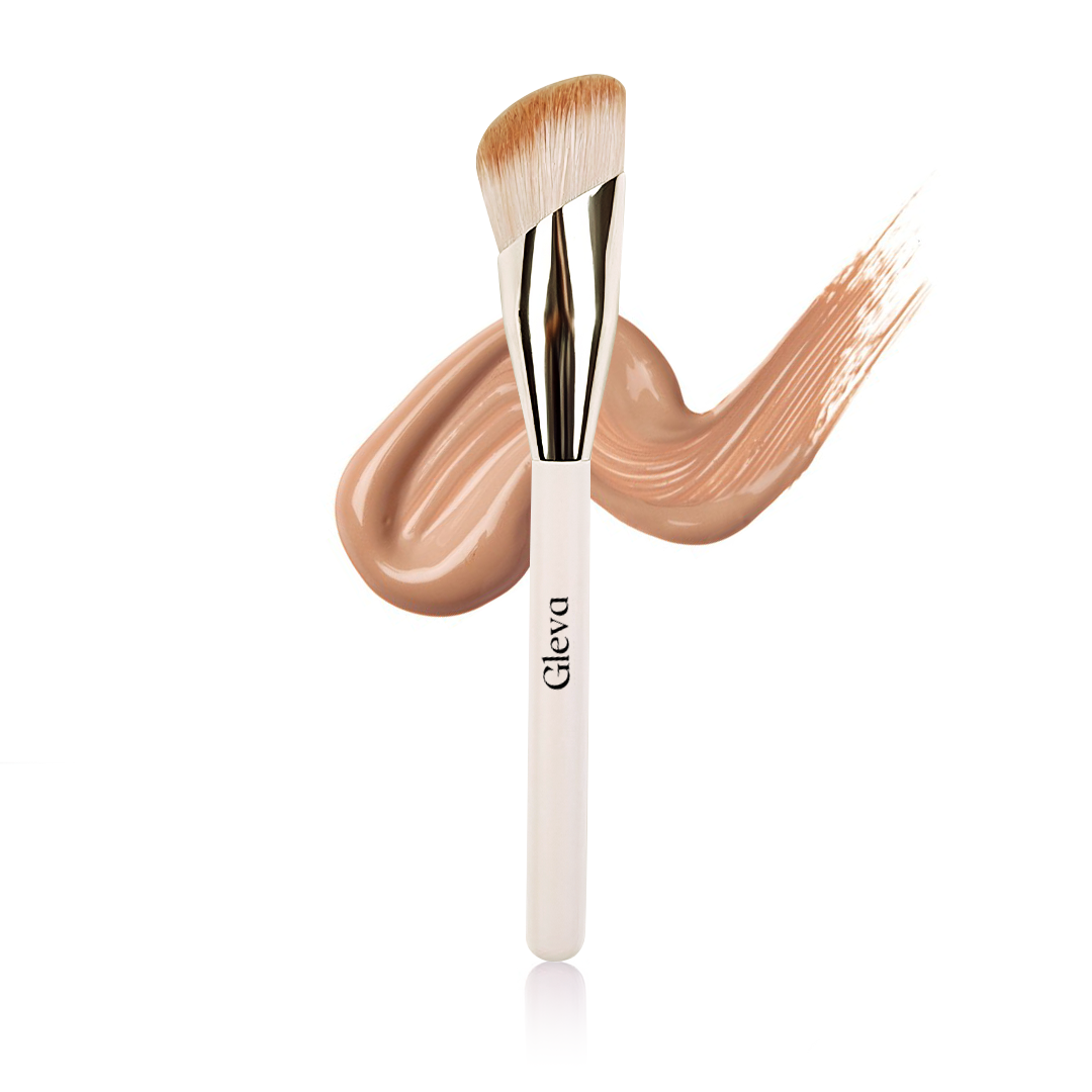 Angled Foundation and Contouring Brush