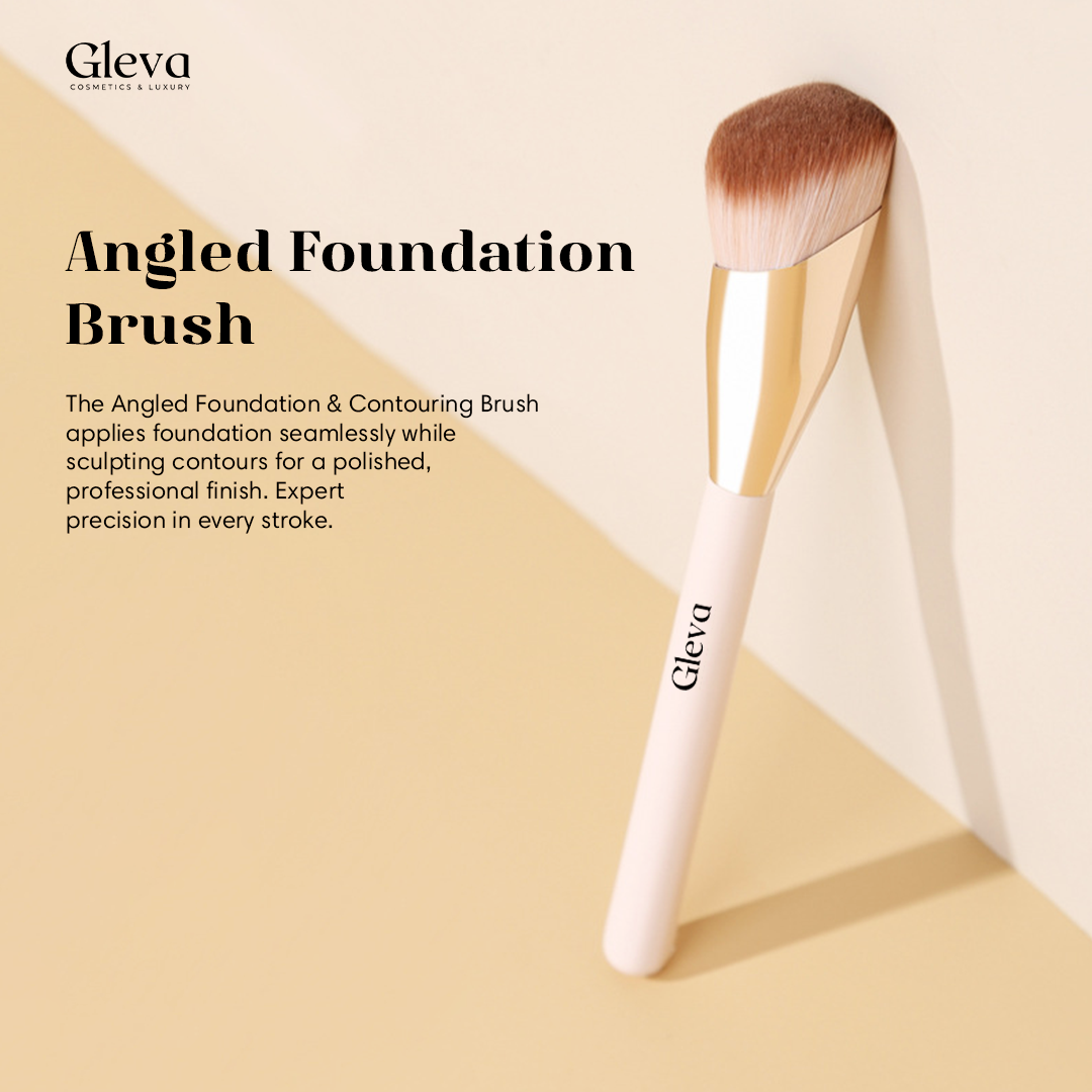 Angled Foundation and Contouring Brush