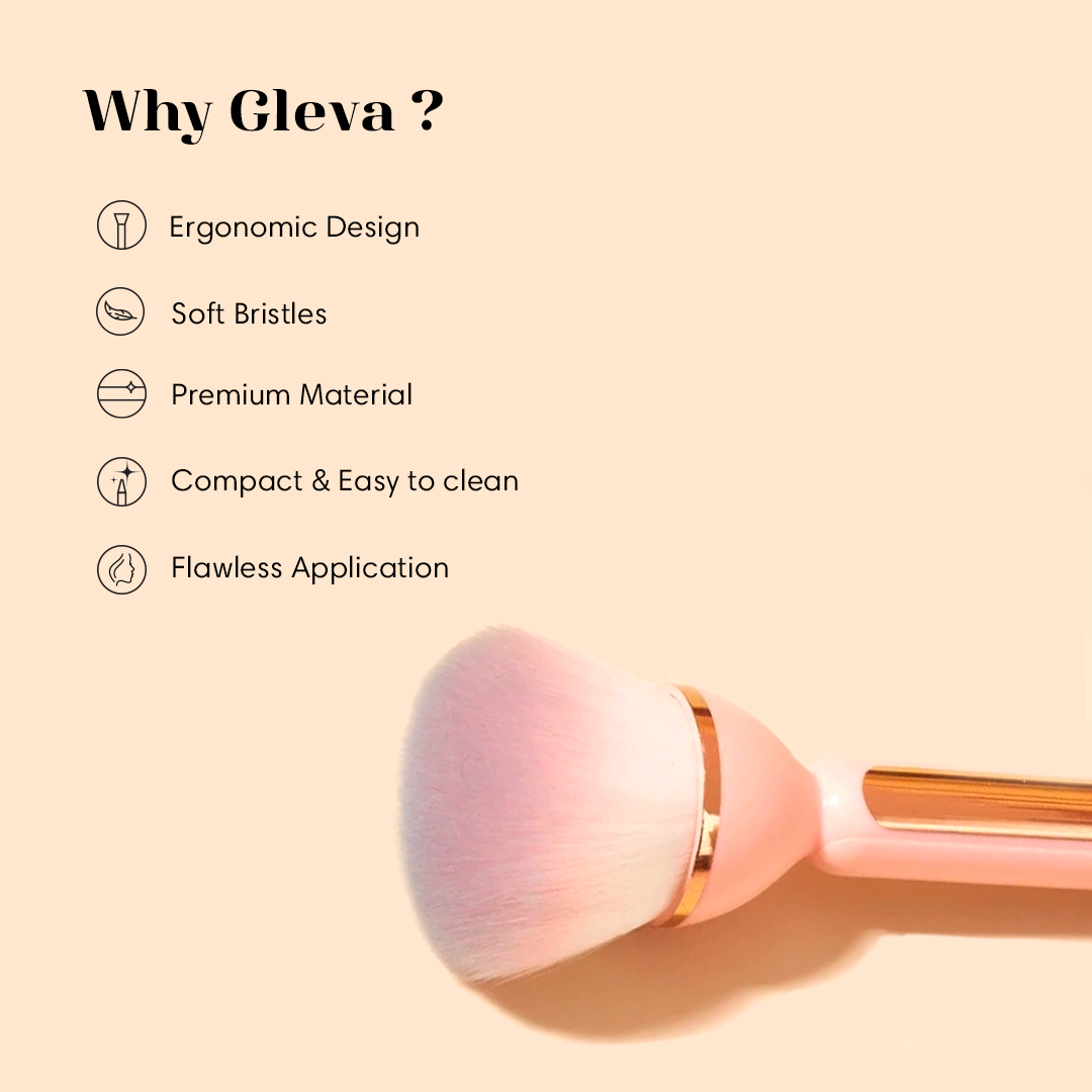 Professional Cheek Brush