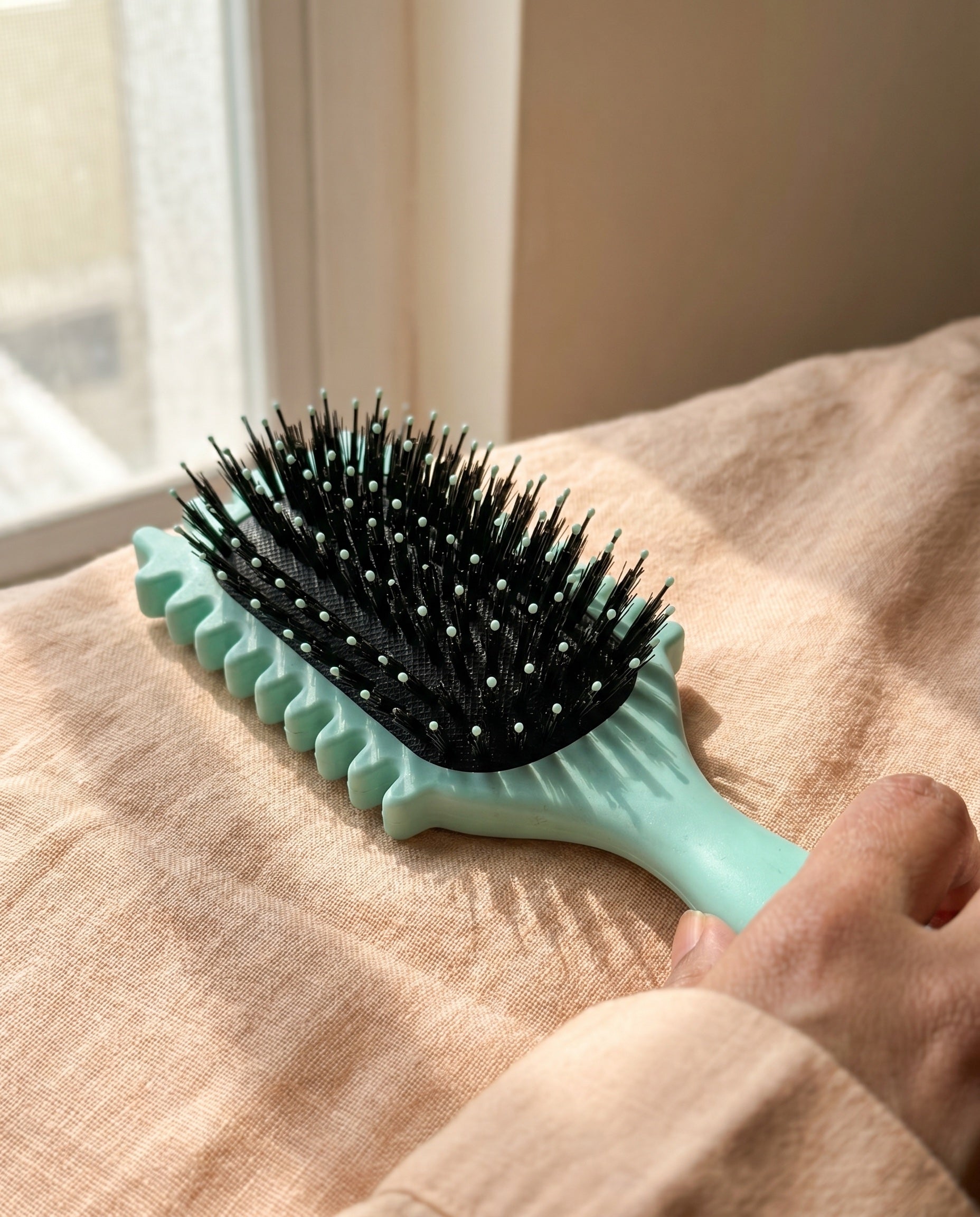 Curl Defining Brush